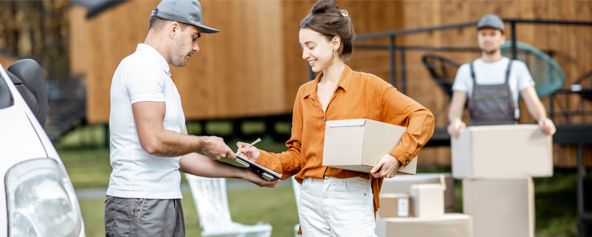 A removals team helping a STOREX customer move