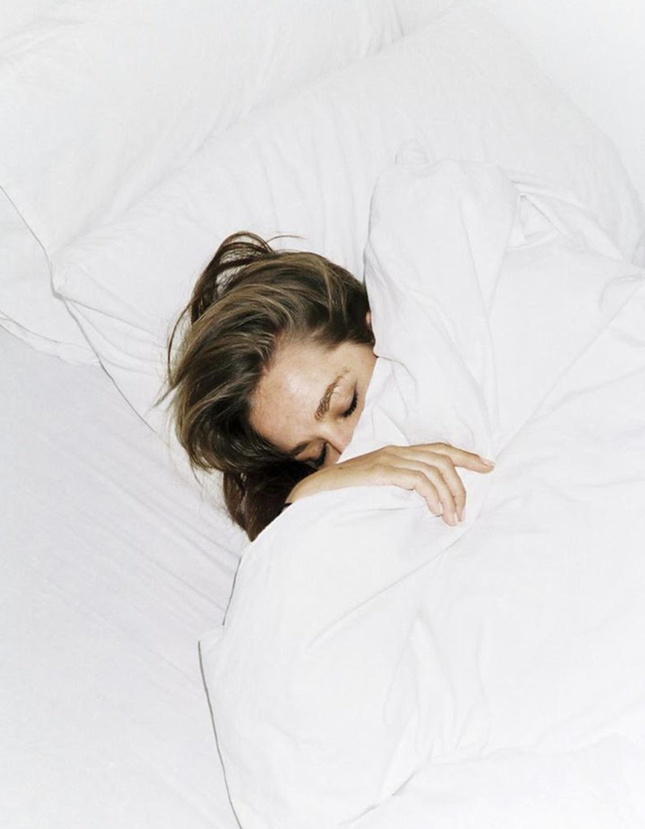 justbobbi_Diary_Melatonin_Hero