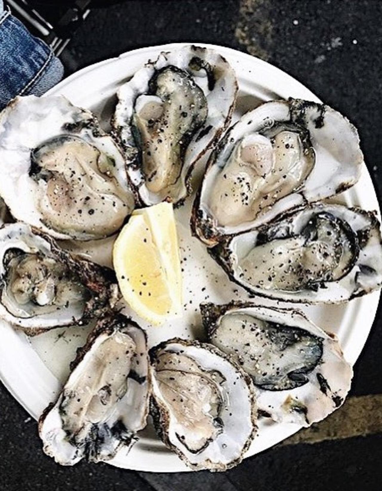justbobbi_Diary_OysterSeason_Article02