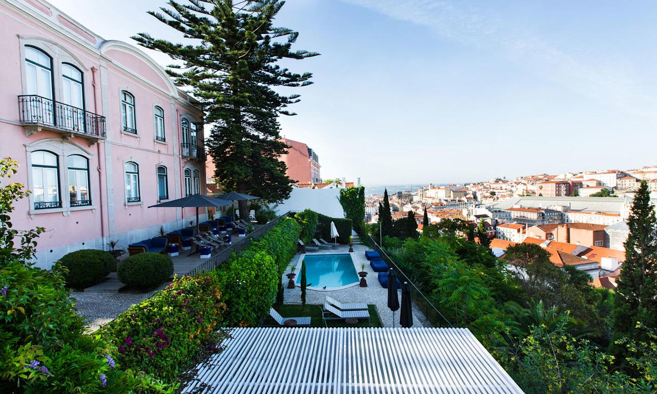 justbobbi_Diary_Lisbon_Article02