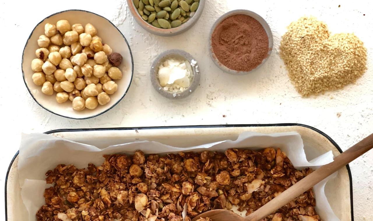 justbobbi_Diary_TahiniGranola_Featured