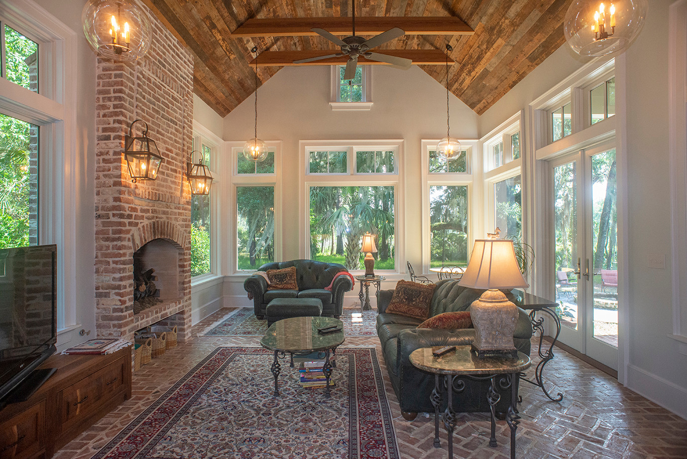nix main glass porch