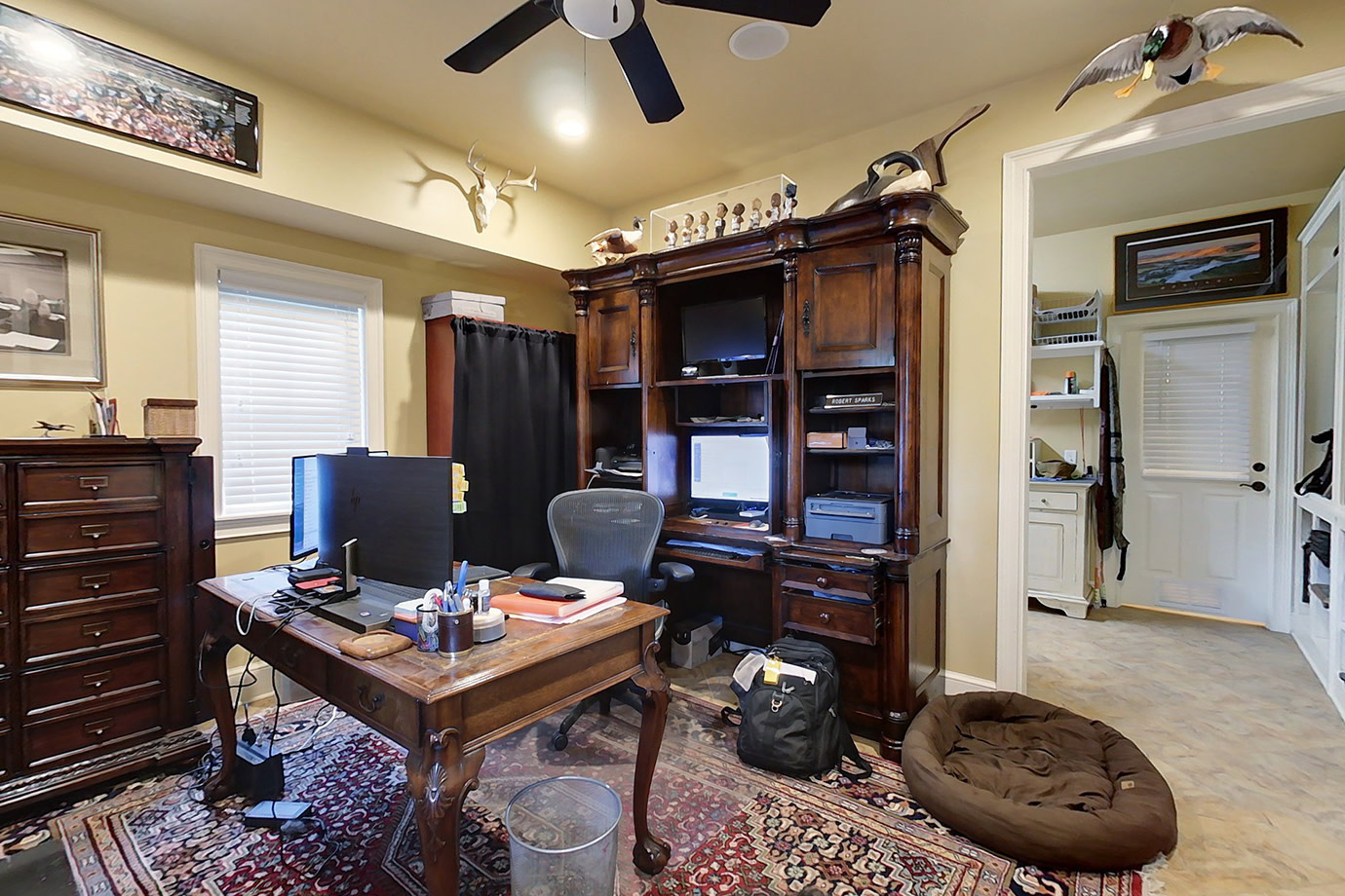 s office