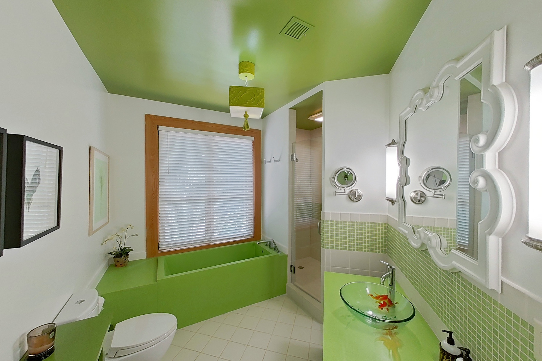 img 039 (15) green bathroom