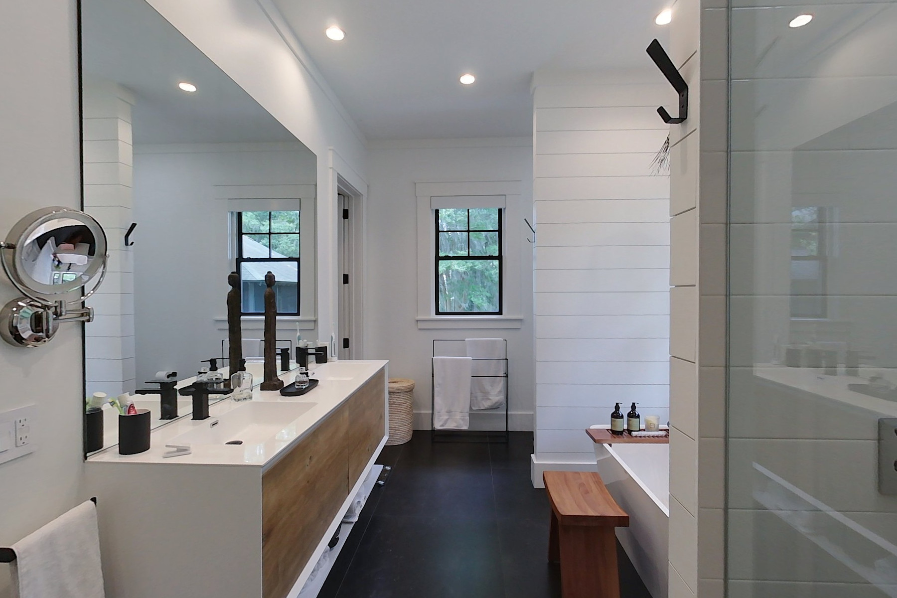 img 046 (9) master bath