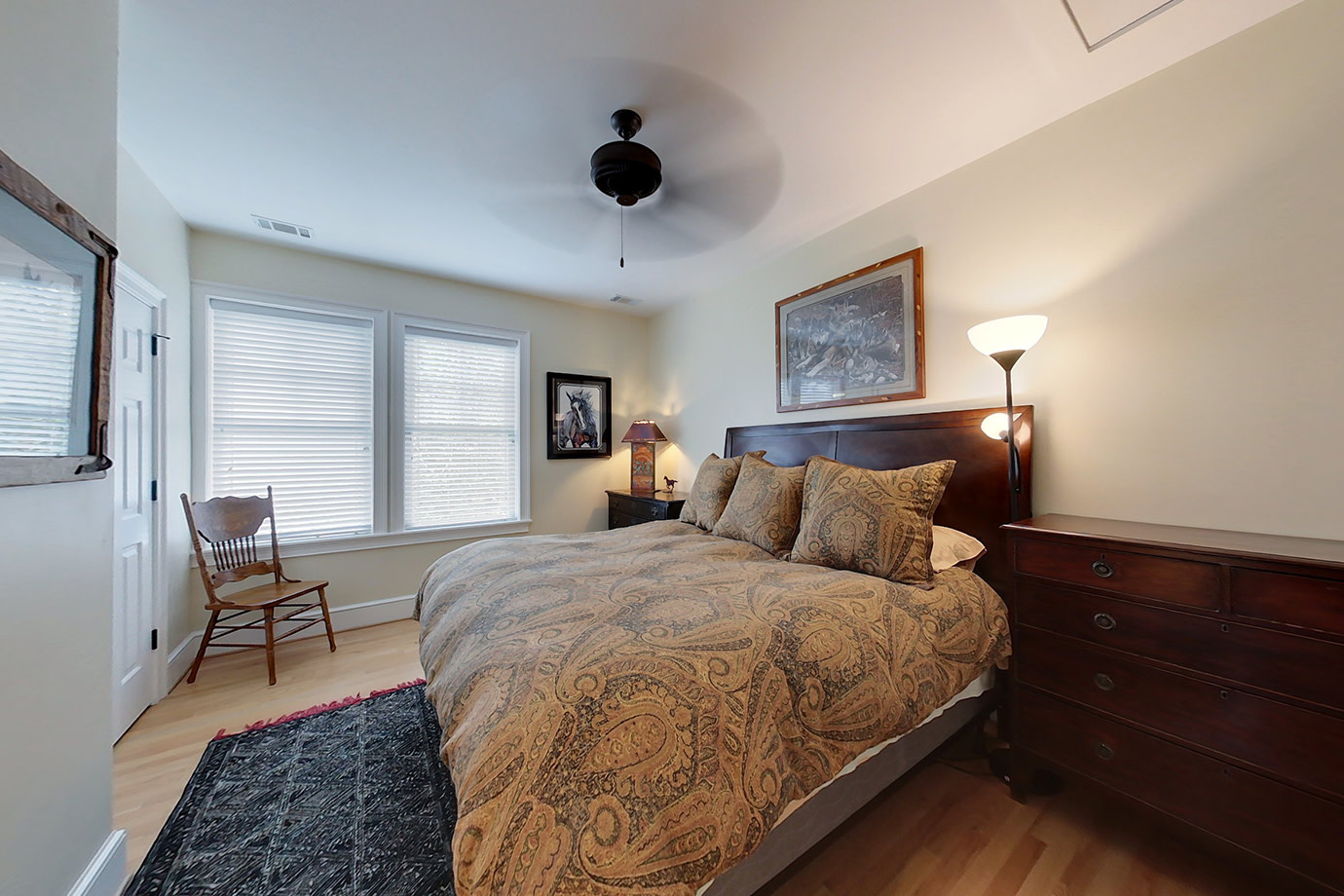 s guest bed1