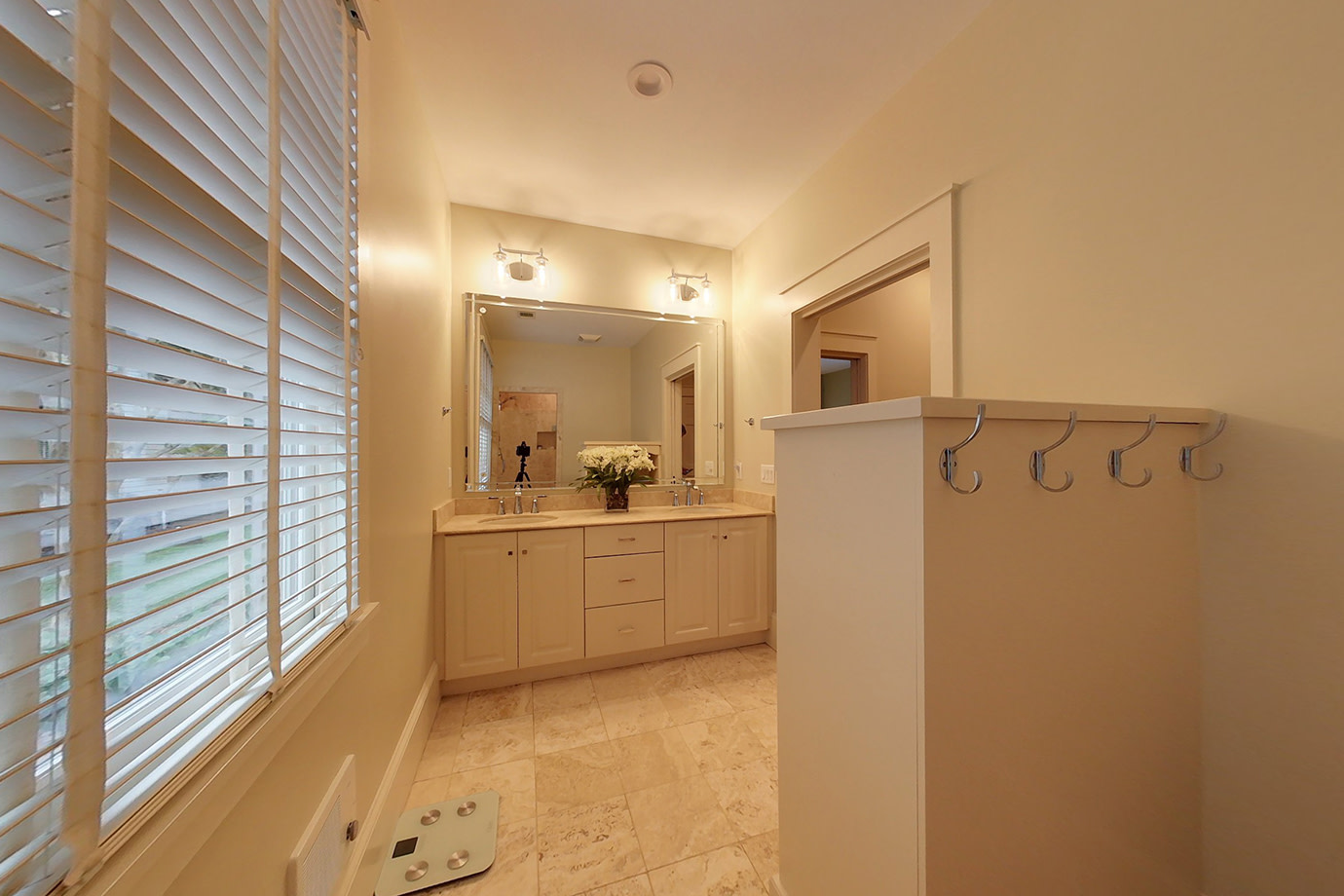 C master bath 2