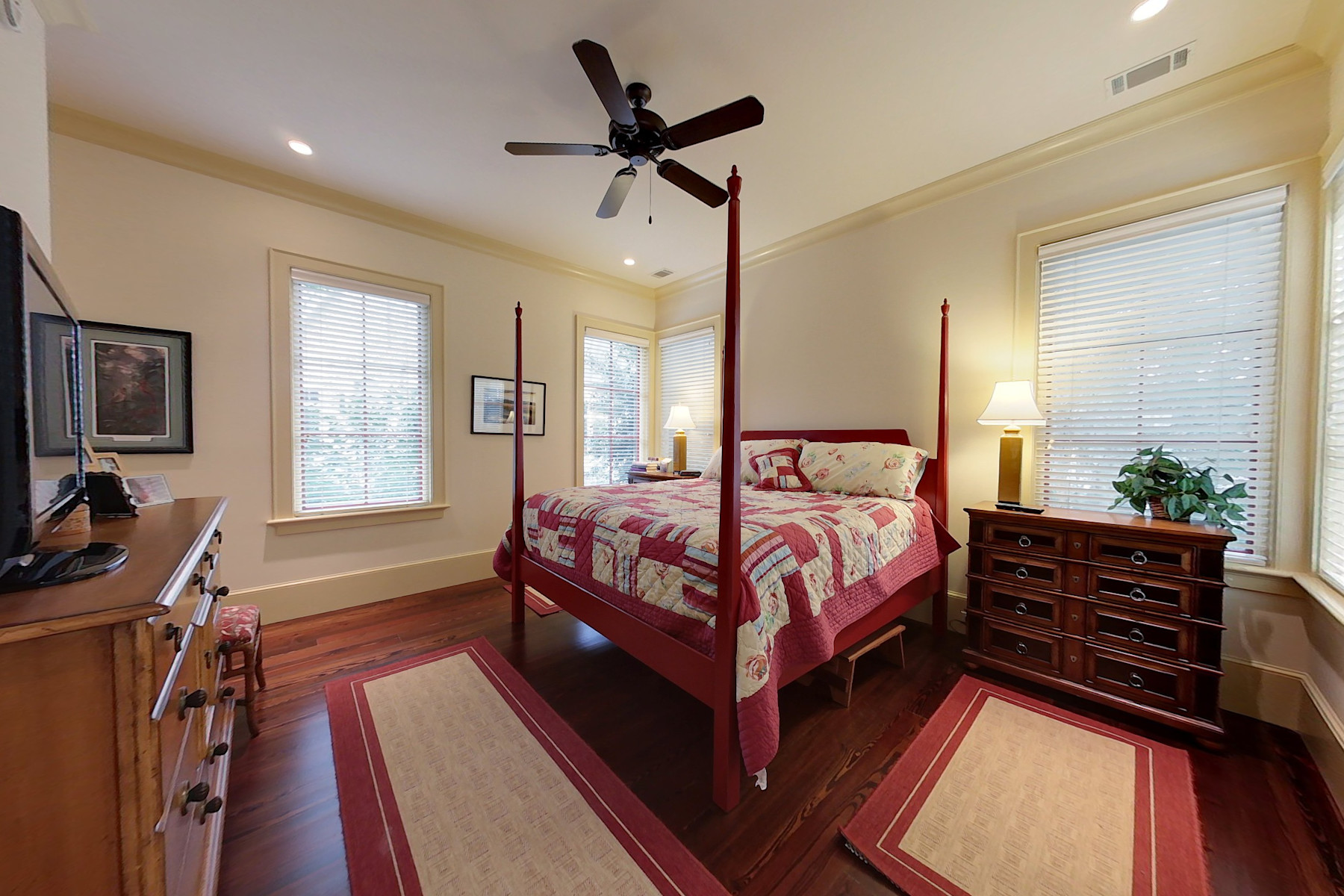 guest house bed 2