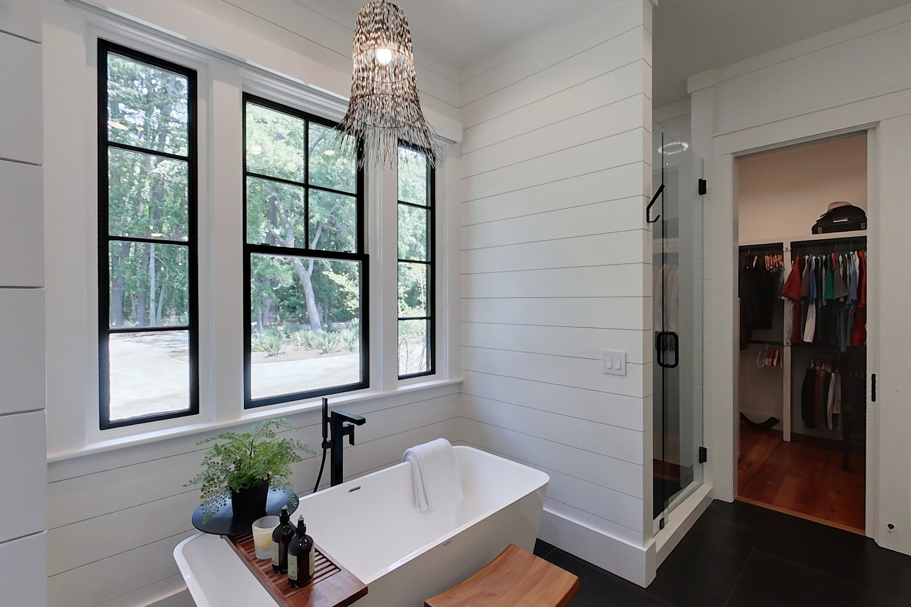 img 049 (4) master bath and closet