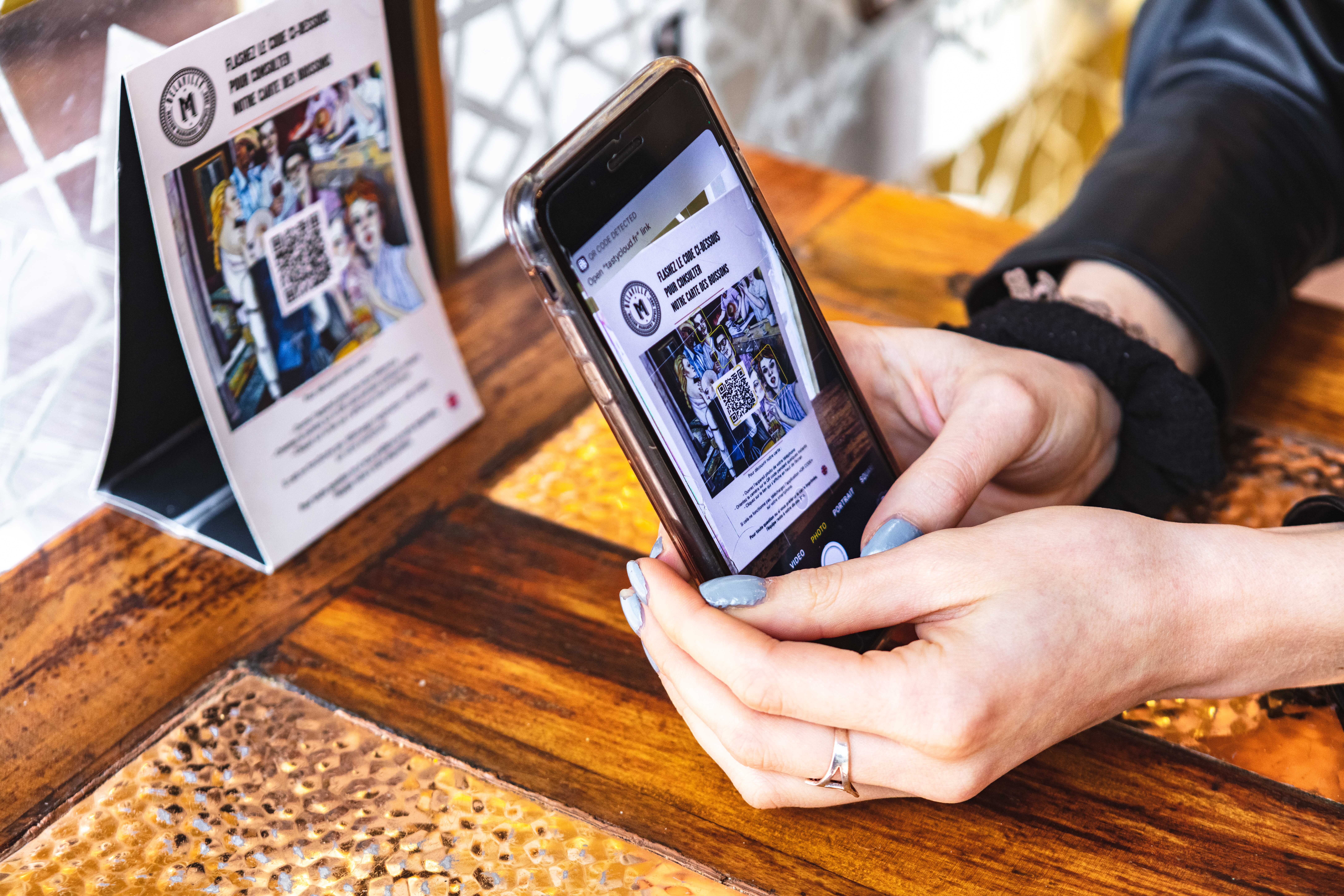 QR code : le nouvel indispensable pour la réouverture des salles