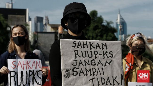 aksi-gerak-perempuan-depan-dpr-ri-3 169.jpeg?w=650
