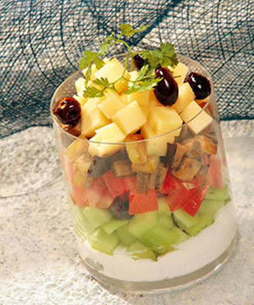 Řecký salát se sýrem Leerdammer - thumbnail