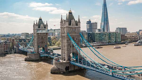 Win a family trip to London competition hero