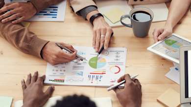 Comparing energy tenders is never easy. Our energy experts share 6 pitfalls to avoid.
