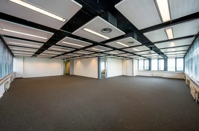 Schiphol kantoor Columbus kantoorruimte met een vergaderzaal