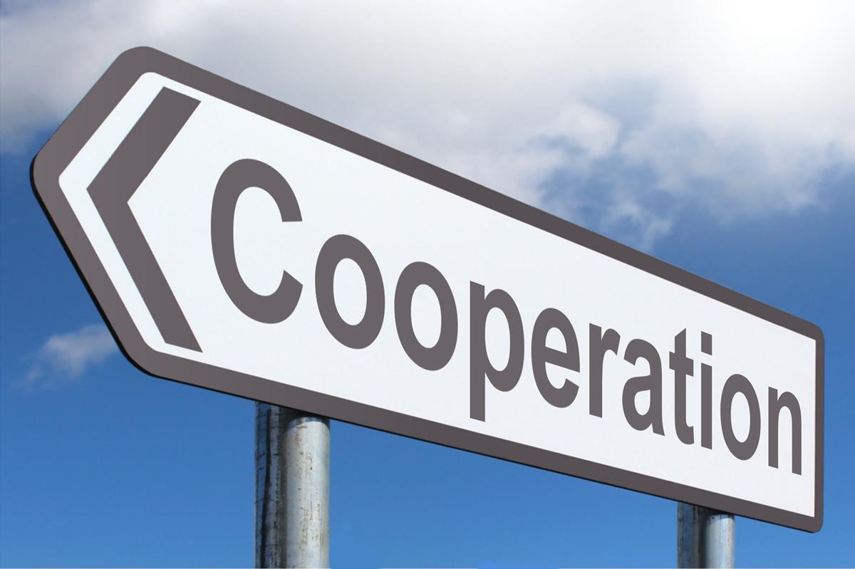 Cooperation by Nick Youngson CC BY-SA 3.0 Alpha Stock Images