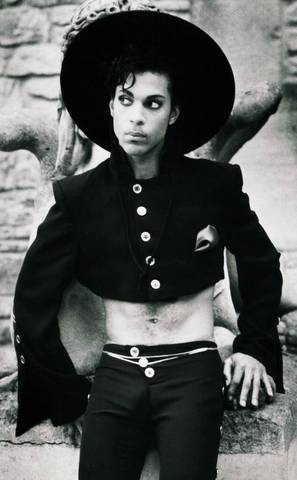 Prince with hat large