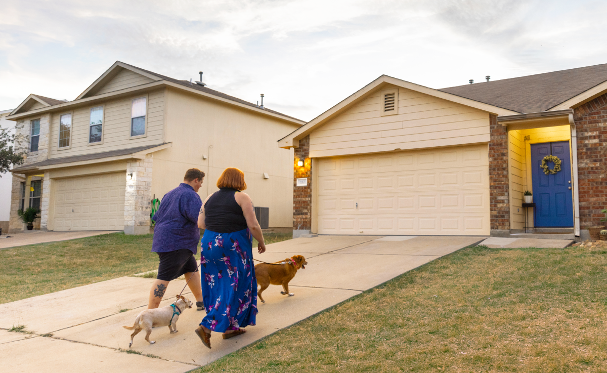 Lenoir Opendoor Customers Entering their Home with their Dogs