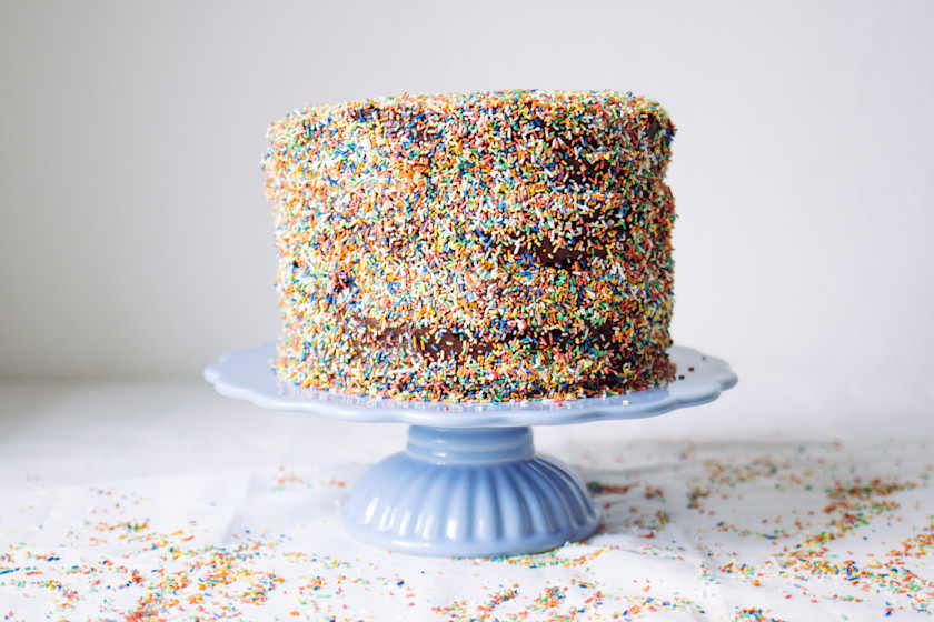 Vegan Chocolate Cake with Sprinkles Zucker&Jagdwurst