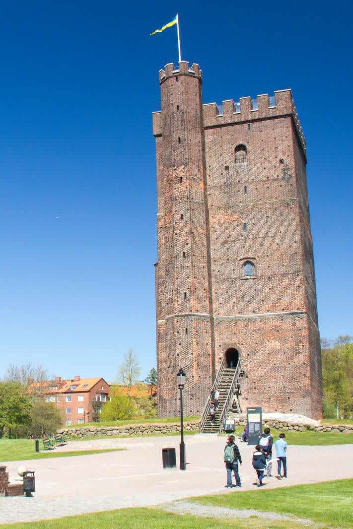 StayKvick.Models.ImageModel