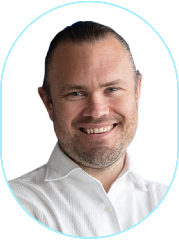 Johan Land Headshot