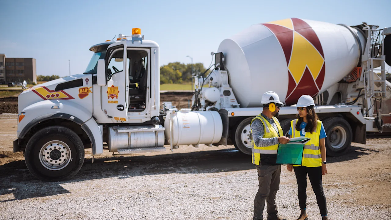 Die Rasmussen Group setzt KI-gestützte Lösungen zur Verbesserung der Fahrer- und Baustellensicherheit ein