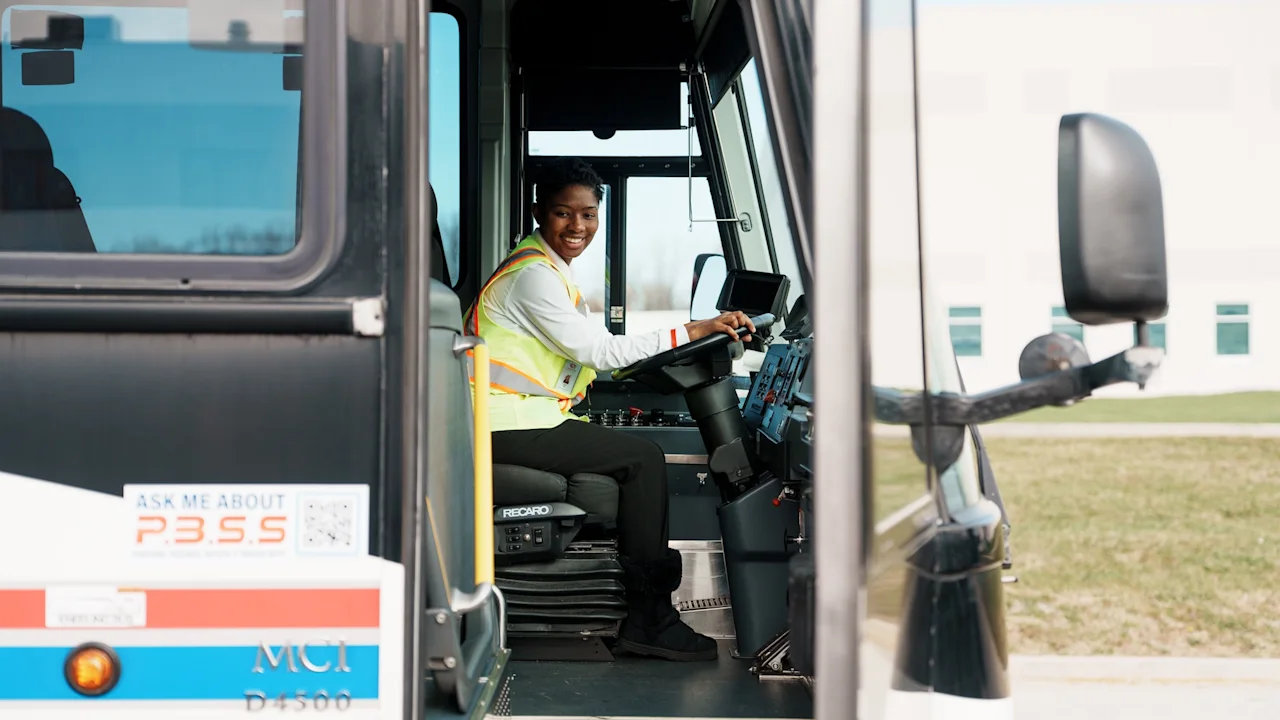 Coach USA decreases preventable accidents by 92% with Samsara's safety solution