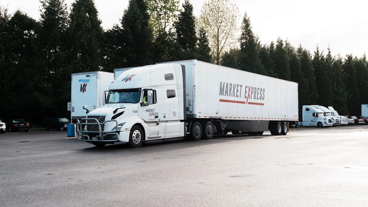 Market Express improves trailer utilization by 60% with Asset Gateways and Cargo Monitors