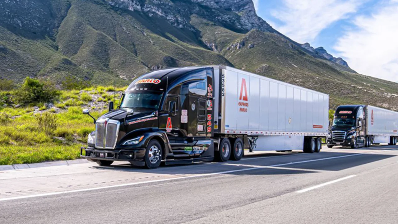 Cómo Grupo Aralo logró crecer 50% en transporte fronterizo reduciendo accidentes y riesgos gracias a Samsara