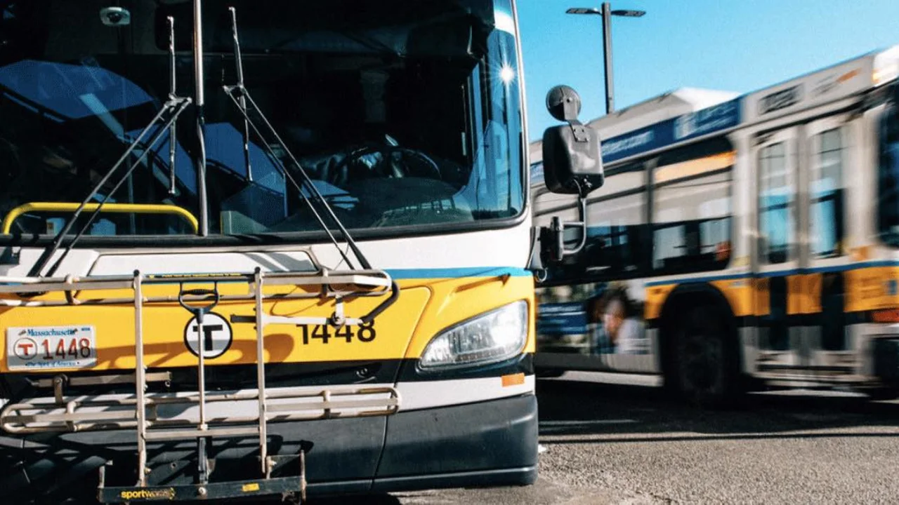 La Massachusetts Bay Transportation Agency (MBTA) améliore la prévisibilité des bus de 10 %