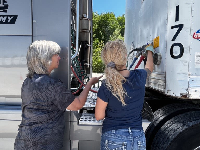 Trailer maintenance