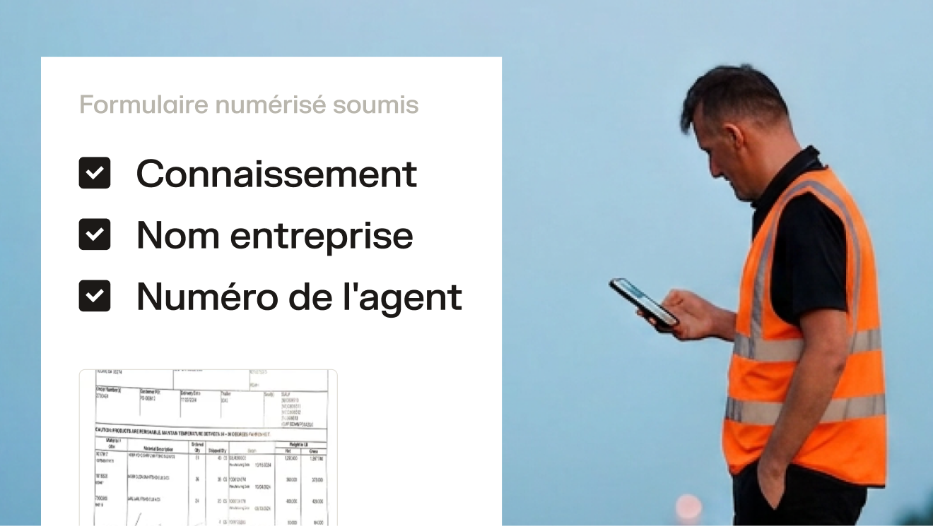 Agent en veste orange consultant un appareil, avec un formulaire numérisé soumis affichant connaissement