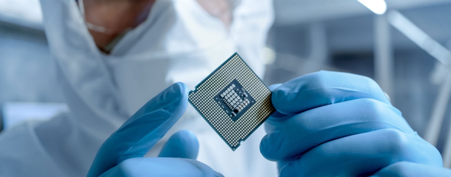 header-semiconductor-3200x1404 header-semiconductor-3200x1404