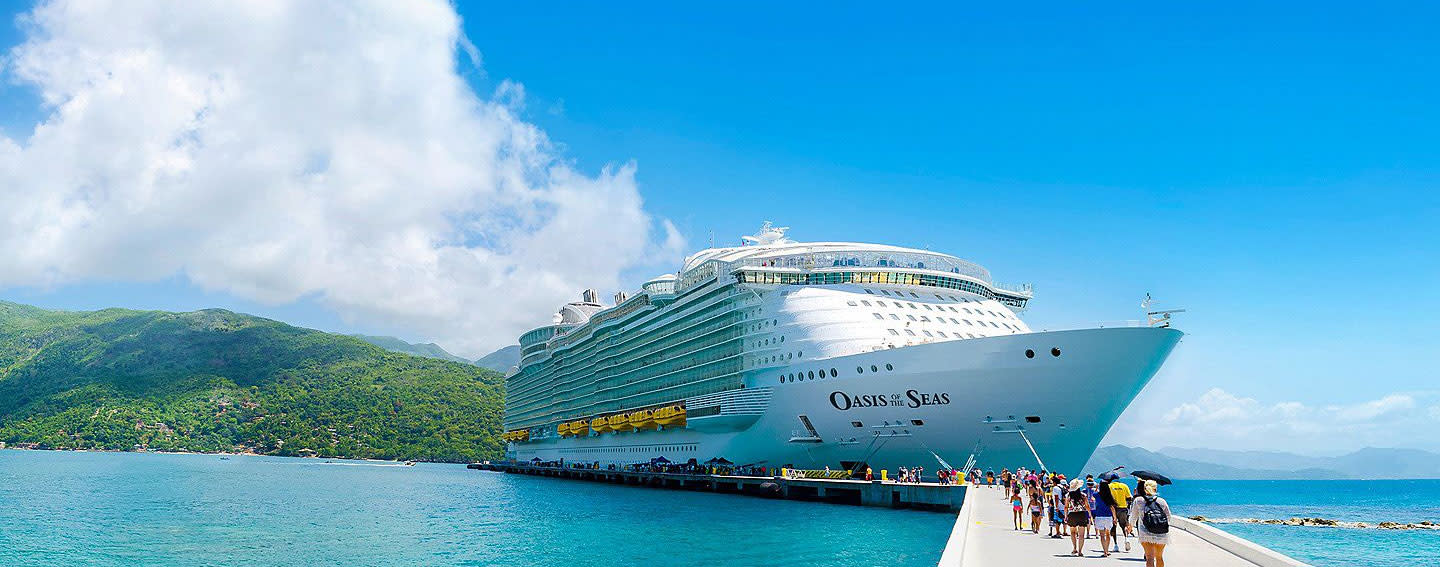 Cruise ship Cruise ship