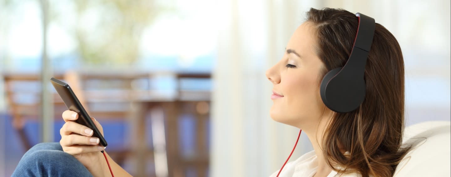 Woman-listening-on-phone Woman-listening-on-phone