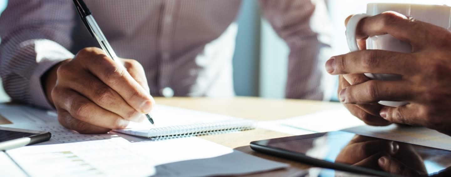 header-businesshands (1) header-businesshands (1)