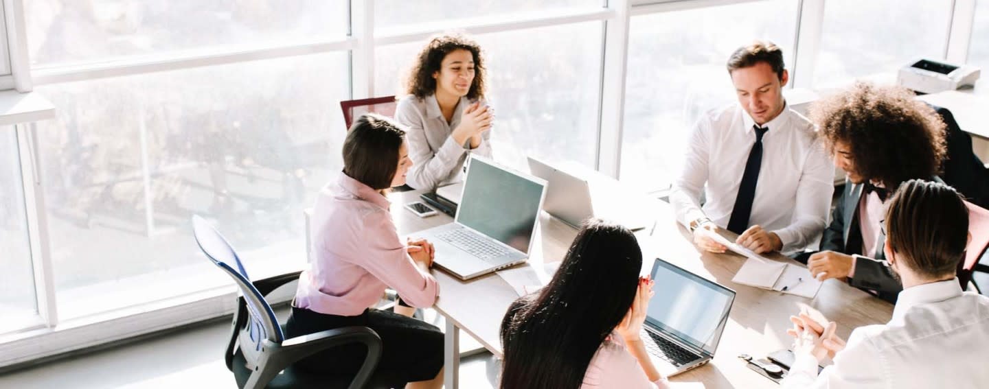 sales-marketing-meeting-header sales-marketing-meeting-header