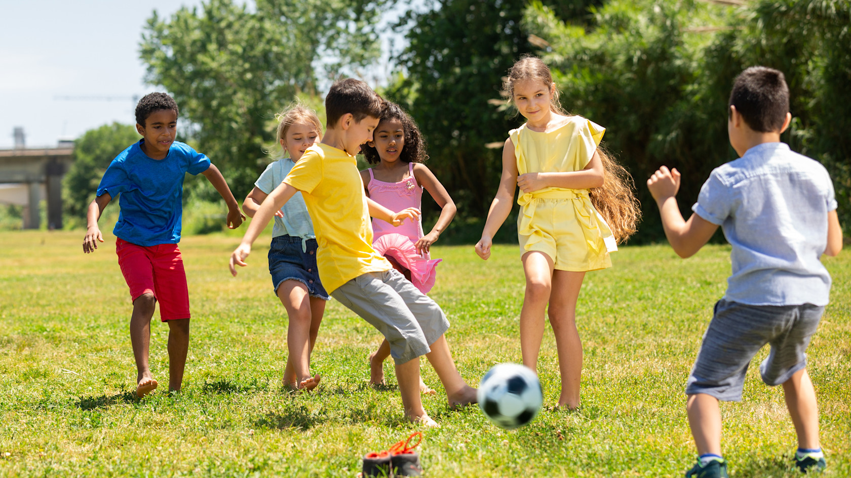 Ermöglichen Sie Kindern einen unvergesslichen Sommer