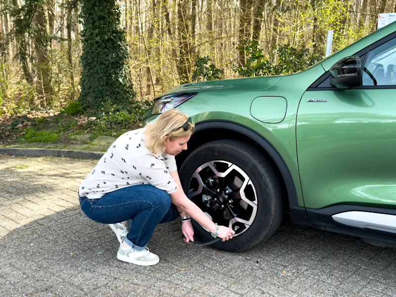 Dit is hoe jij je auto klaarmaakt voor de lente