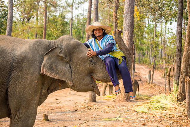 24 Beautiful Photos Of How Sponsored Children Get Your Letters