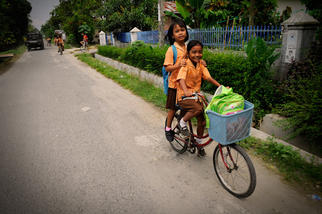 17 Astonishing Journeys to School by Children in Poverty