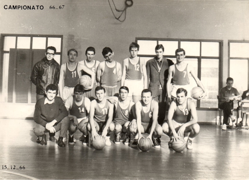 Foto di squadra 1966