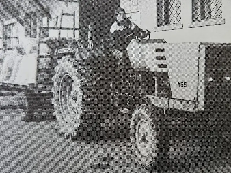 Traktor mit Wagen Traktor mit Wagen