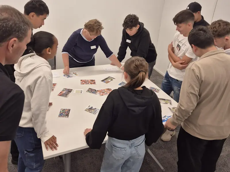 63bdec25-8fec-4a1e-940d-555f55a6b45d