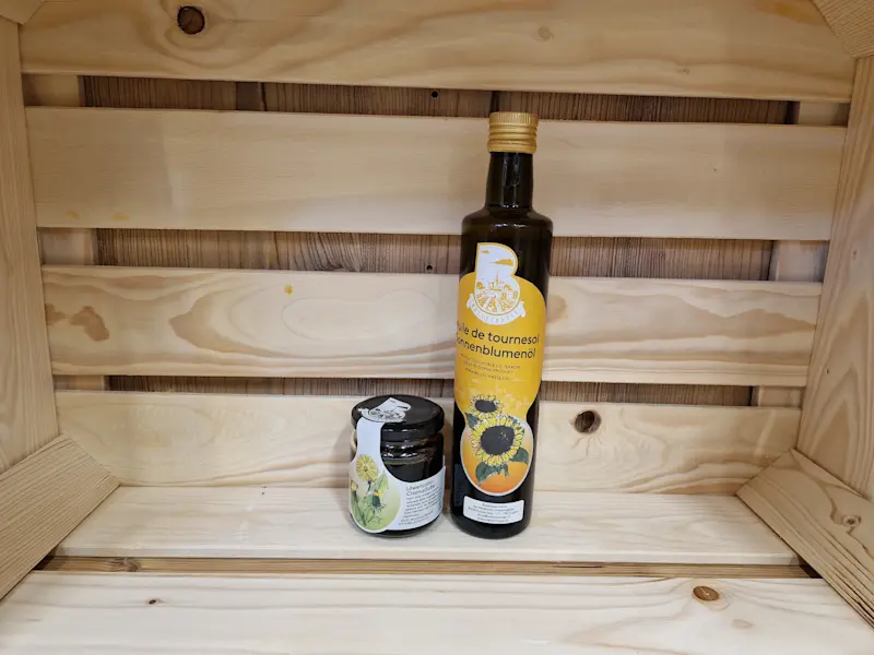 Löwenzahn-Melasse & Sonnenblumenöl - JVA Bellchasse Löwenzahn-Melasse & Sonnenblumenöl - JVA Bellchasse