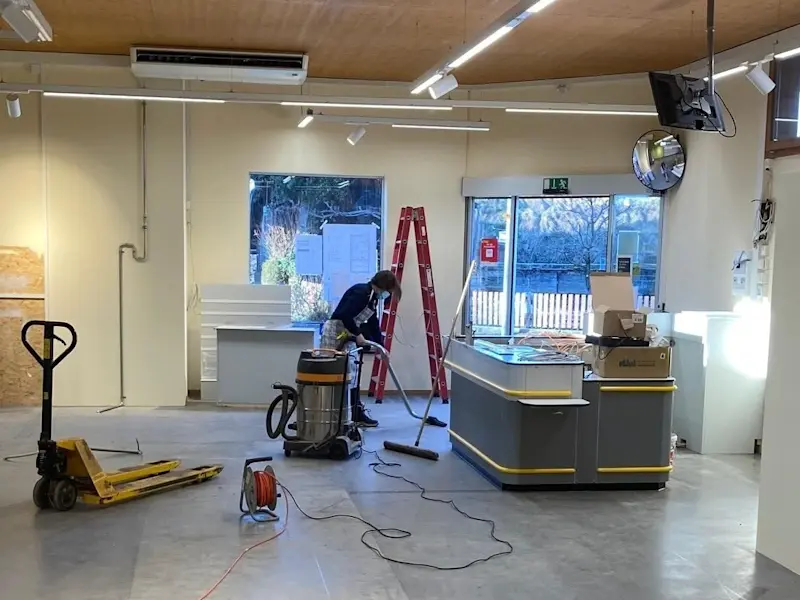 Umbau- und Einrichungsarbeiten