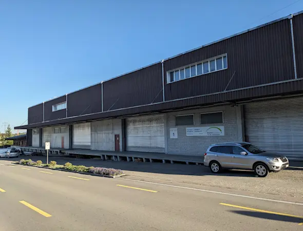 Gewerbe- und Lagerfläche in Rickenbach Sulz inkl. Büro