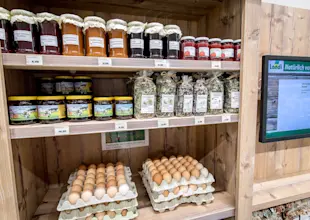 Natürlich vom Hof Regal