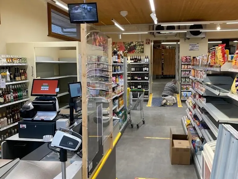 Umbau- und Einrichungsarbeiten 11