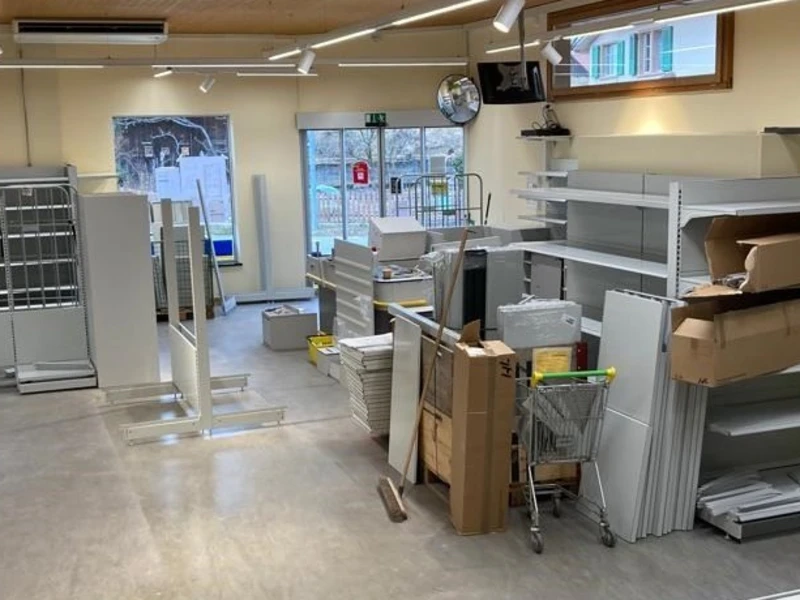 Umbau- und Einrichungsarbeiten 06